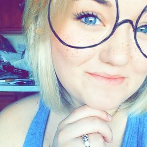 Meet your Posher, Ali